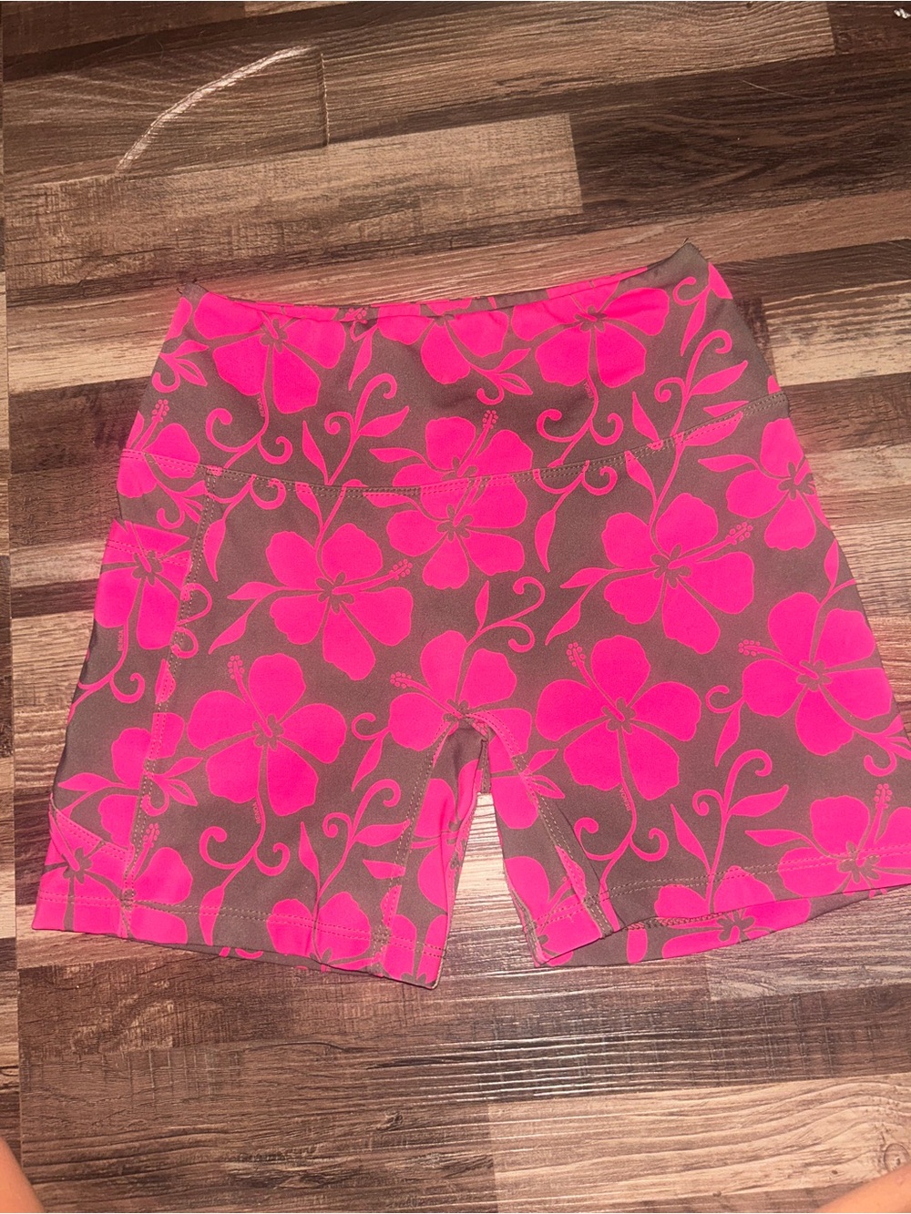 Women's Floral Pink and Brown Stretch Shorts